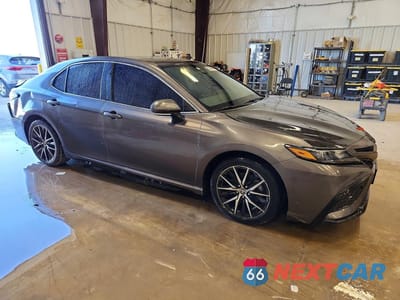 Czwarte zdjęcie samochodu z boku: 2023 TOYOTA CAMRY SE VIN:4T1G11BK2PU094395 - miniatura