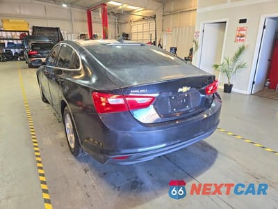 Trzecie zdjęcie samochodu z tyłu: 2018 CHEVROLET MALIBU LS VIN:1G1ZB5ST8JF120318 - miniatura