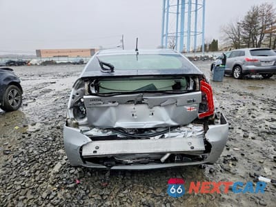 Zdjęcie 6 z 11 samochodu: 2013 TOYOTA PRIUS TWO VIN:JTDKN3DU7D1618439 - miniatura