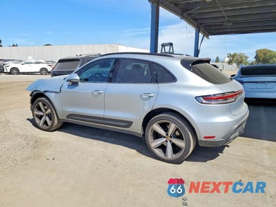 Drugie zdjęcie samochodu z przodu: 2024 PORSCHE MACAN BASE VIN:WP1AA2A51RLB16180 - miniatura