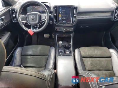 Zdjęcie 8 z 13 samochodu: 2019 VOLVO XC40 T5 R-DESIGN VIN:YV4162UM7K2068554 - miniatura