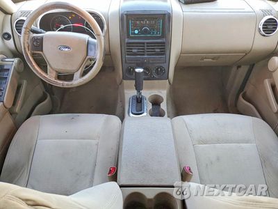 Zdjęcie 8 z 12 samochodu: 2007 FORD EXPLORER XLT VIN:1FMEU63EX7UA92981 - miniatura