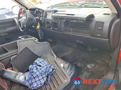 Zdjęcie 8 z 11 samochodu: 2007 GMC NEW SIERRA K1500 VIN:2GTEK13M071516751 - miniatura