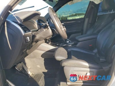 Zdjęcie 7 z 12 samochodu: 2021 BMW X3 XDRIVEM40I VIN:5UXTY9C00M9E11004 - miniatura