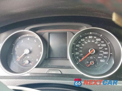 Zdjęcie 9 z 13 samochodu: 2015 VOLKSWAGEN GTI VIN:3VW4T7AU0FM051522 - miniatura