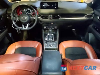 Zdjęcie 8 z 14 samochodu: 2024 MAZDA CX-5 CARBON TURBO VIN:JM3KFBAY5R0425709 - miniatura