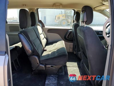 Zdjęcie 11 z 13 samochodu: 2016 DODGE GRAND CARAVAN SE VIN:2C4RDGBG4GR378501 - miniatura