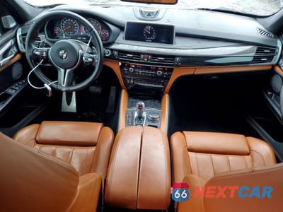 Zdjęcie 8 z 13 samochodu: 2017 BMW X5 M VIN:5YMKT6C38H0X20674 - miniatura