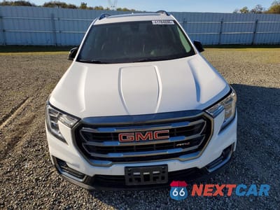 Piąte zdjęcie samochodu w środku: 2023 GMC TERRAIN AT4 VIN:3GKALYEGXPL128151 - miniatura
