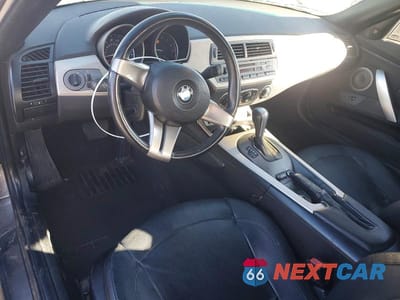 Zdjęcie 8 z 12 samochodu: 2003 BMW Z4 3.0 VIN:4USBT53423LU00229 - miniatura