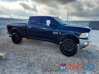 Czwarte zdjęcie samochodu z boku: 2015 RAM 2500 LARAMIE VIN:3C6UR5FL4FG507842 - miniatura