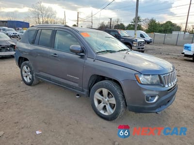 Czwarte zdjęcie samochodu z boku: 2015 JEEP COMPASS LATITUDE VIN:1C4NJDEB3FD258079 - miniatura