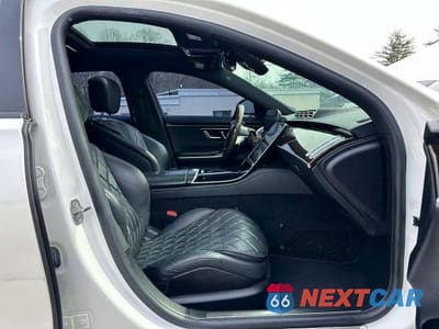 Zdjęcie 6 z 10 samochodu: 2021 MERCEDES-BENZ S 580 4MATIC VIN:W1K6G7GB4MA017329 - miniatura