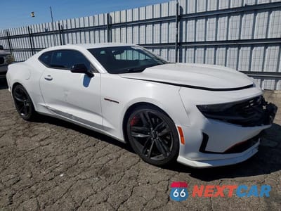 Czwarte zdjęcie samochodu z boku: 2021 CHEVROLET CAMARO LS VIN:1G1FA1RS9M0121982 - miniatura