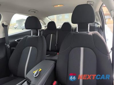 Zdjęcie 10 z 12 samochodu: 2026 HYUNDAI SONATA HYBRID BLUE VIN:KMHL24JJ2TA141684 - miniatura