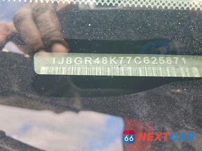 Zdjęcie 13 z 13 samochodu: 2007 JEEP GRAND CHEROKEE LAREDO VIN:1J8GR48K77C625871 - miniatura