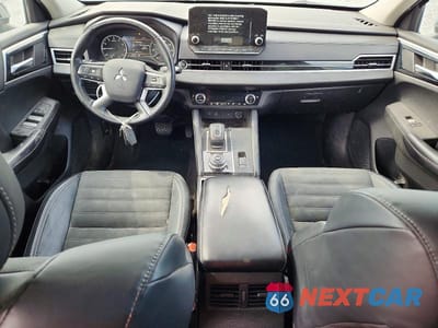 Zdjęcie 8 z 14 samochodu: 2022 MITSUBISHI OUTLANDER SE VIN:JA4J4UA87NZ038441 - miniatura