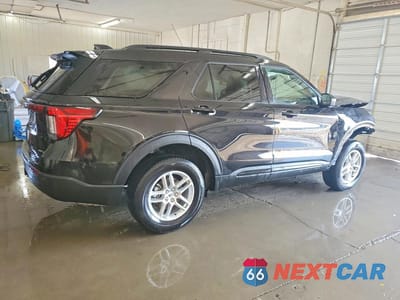 Trzecie zdjęcie samochodu z tyłu: 2026 FORD EXPLORER ACTIVE VIN:1FMUK8DH3TGA32054 - miniatura