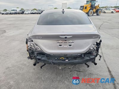 Zdjęcie 6 z 12 samochodu: 2021 GENESIS G70 3.3T VIN:KMTG74LE7MU071785 - miniatura