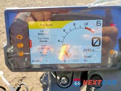 Zdjęcie 7 z 9 samochodu: 2023 KTM 390 RC VIN:MD2JYJ409PN202436 - miniatura
