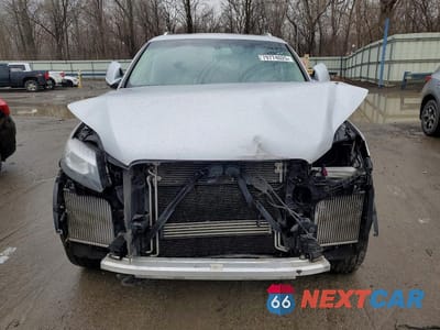 Piąte zdjęcie samochodu w środku: 2013 AUDI Q7 PREMIUM PLUS VIN:WA1LMAFE7DD006445 - miniatura