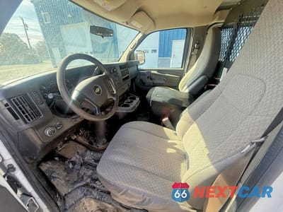 Piąte zdjęcie samochodu w środku: 2015 CHEVROLET EXPRESS G2500 VIN:1GCWGFCF7F1268555 - miniatura