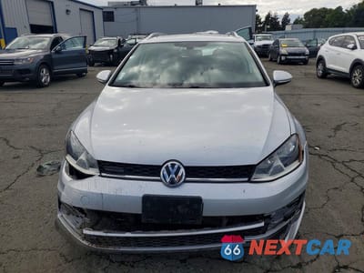 Piąte zdjęcie samochodu w środku: 2017 VOLKSWAGEN GOLF ALLTRACK S VIN:3VWH17AU7HM536850 - miniatura