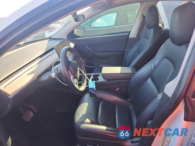 Zdjęcie 7 z 12 samochodu: 2022 TESLA MODEL Y VIN:7SAYGDEE4NF354674 - miniatura