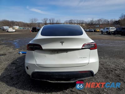 Zdjęcie 6 z 12 samochodu: 2022 TESLA MODEL Y VIN:7SAYGDEE6NF373730 - miniatura