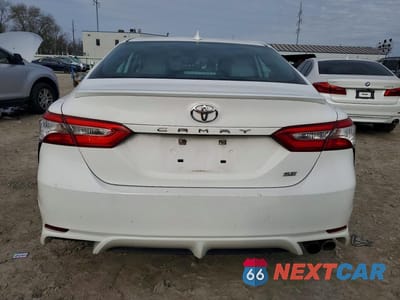 Zdjęcie 6 z 11 samochodu: 2020 TOYOTA CAMRY SE VIN:4T1G11AK9LU343254 - miniatura
