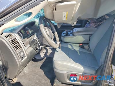 Zdjęcie 7 z 13 samochodu: 2018 RAM 2500 ST VIN:3C6UR5CL4JG126554 - miniatura