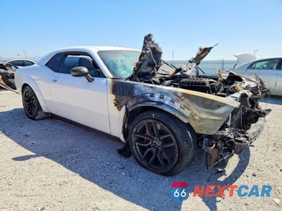 Czwarte zdjęcie samochodu z boku: 2019 DODGE CHALLENGER SRT HELLCAT VIN:2C3CDZC93KH524262 - miniatura
