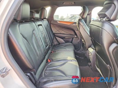 Zdjęcie 11 z 13 samochodu: 2019 LINCOLN MKC RESERVE VIN:5LMCJ3C95KUL47124 - miniatura