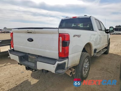 Trzecie zdjęcie samochodu z tyłu: 2024 FORD F250 SUPER DUTY VIN:1FT8W2BT0REC65151 - miniatura