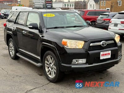 Czwarte zdjęcie samochodu z boku: 2010 TOYOTA 4RUNNER LIMITED VIN:JTEBU5JR9A5001140 - miniatura