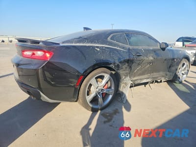 Trzecie zdjęcie samochodu z tyłu: 2016 CHEVROLET CAMARO SS VIN:1G1FH1R78G0125551 - miniatura