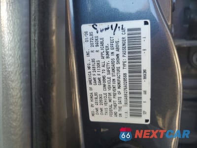 Zdjęcie 12 z 12 samochodu: 2006 ACURA 3.2TL VIN:19UUA66276A028568 - miniatura