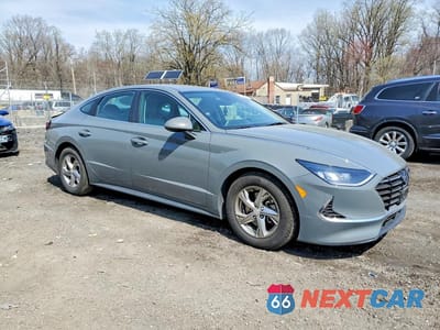 Czwarte zdjęcie samochodu z boku: 2021 HYUNDAI SONATA SE VIN:5NPEG4JA0MH115416 - miniatura