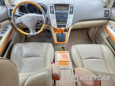 Zdjęcie 8 z 12 samochodu: 2005 LEXUS RX 330 BASE VIN:2T2GA31U35C042363 - miniatura
