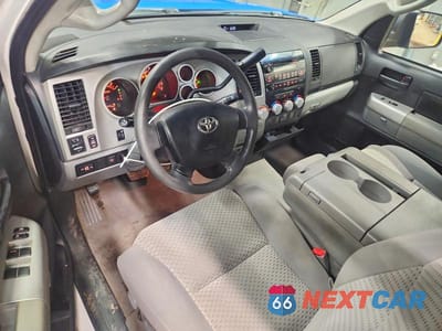 Zdjęcie 8 z 11 samochodu: 2007 TOYOTA TUNDRA SR5 VIN:5TFBV541X7X009705 - miniatura