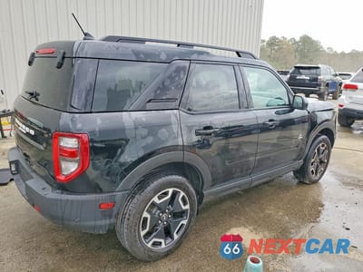 Trzecie zdjęcie samochodu z tyłu: 2021 FORD BRONCO SPORT OUTER BANKS VIN:3FMCR9C66MRB12424 - miniatura