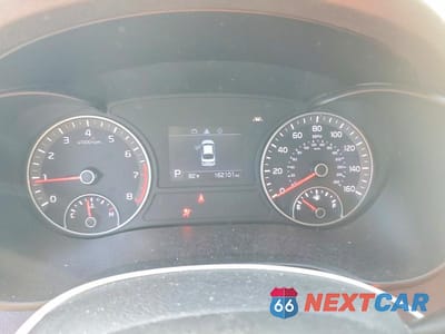 Zdjęcie 9 z 11 samochodu: 2019 KIA OPTIMA LX VIN:5XXGT4L38KG361819 - miniatura