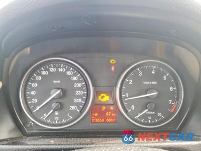 Zdjęcie 9 z 11 samochodu: 2013 BMW X1 XDRIVE28I VIN:WBAVL1C52DVR86311 - miniatura