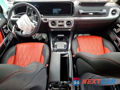 Zdjęcie 8 z 13 samochodu: 2025 MERCEDES-BENZ G 580E VIN:W1NWM0AB3SX039800 - miniatura