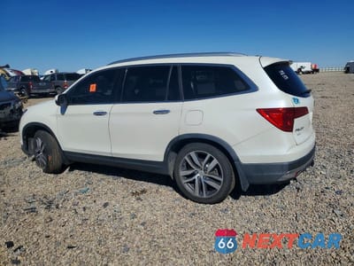 Drugie zdjęcie samochodu z przodu: 2017 HONDA PILOT TOURING VIN:5FNYF6H96HB004705 - miniatura