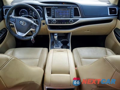 Zdjęcie 8 z 12 samochodu: 2014 TOYOTA HIGHLANDER XLE VIN:5TDJKRFH1ES055240 - miniatura