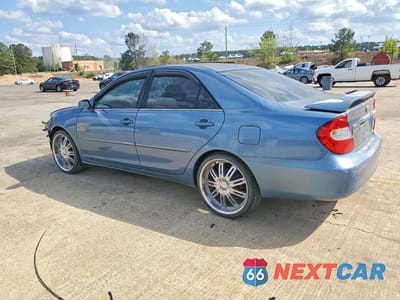 Drugie zdjęcie samochodu z przodu: 2002 TOYOTA CAMRY XLE V6 VIN:4T1BF30K32U537141 - miniatura