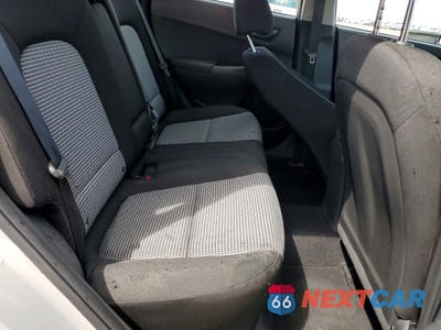 Zdjęcie 10 z 12 samochodu: 2022 HYUNDAI KONA SE VIN:KM8K22AB7NU832879 - miniatura