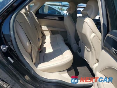 Zdjęcie 10 z 12 samochodu: 2019 LINCOLN MKZ VIN:3LN6L5A94KR629111 - miniatura