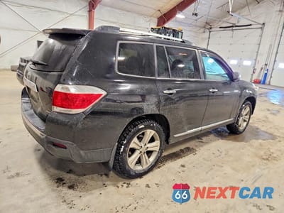 Trzecie zdjęcie samochodu z tyłu: 2012 TOYOTA HIGHLANDER LIMITED VIN:5TDDK3EHXCS153191 - miniatura